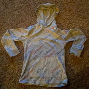 Champion long sleeve hoodie with pocket